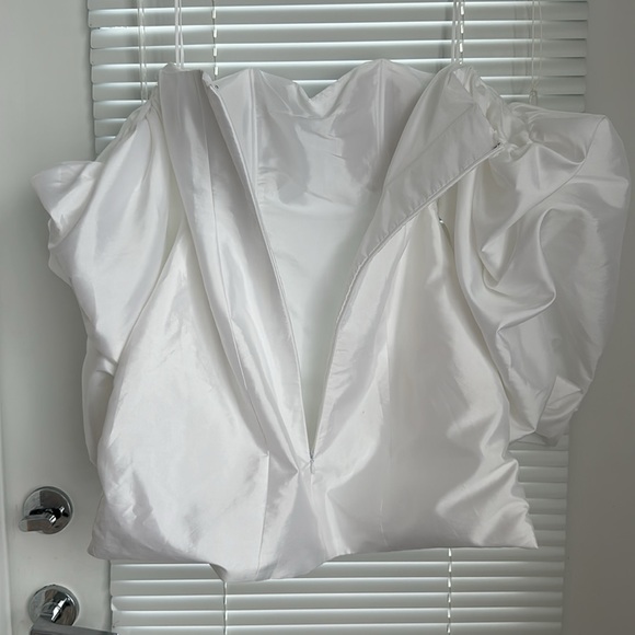 Dress - Picture 14 of 16